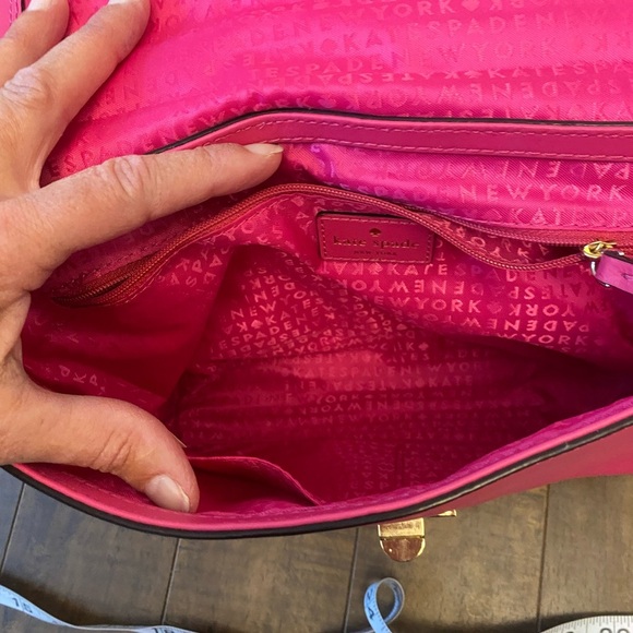 Kate Spade New York Jazmin Court Pink leather scalloped purse - Picture 8 of 14